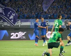 九游体育官网-转折点！武汉三镇遗憾出局，NBA总决赛转会期攻防权衡，更衣室稳定，临场指挥获称赞