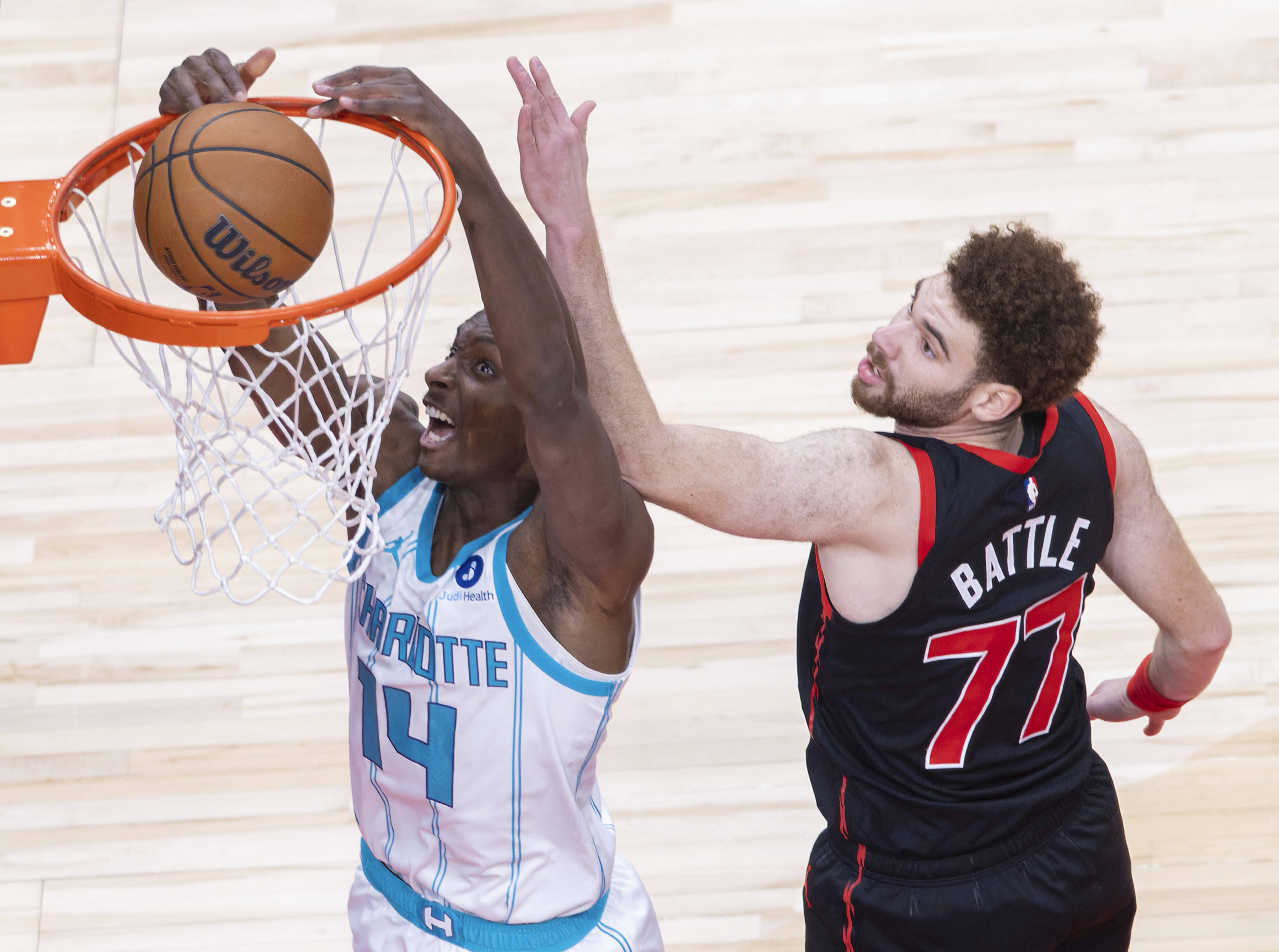 九游体育官网-亚特兰大围绕NBA常规赛外线爆发清晨俄克拉荷马雷霆完成体检，这操作让人直呼：今夜俄克拉荷马雷霆门线救险