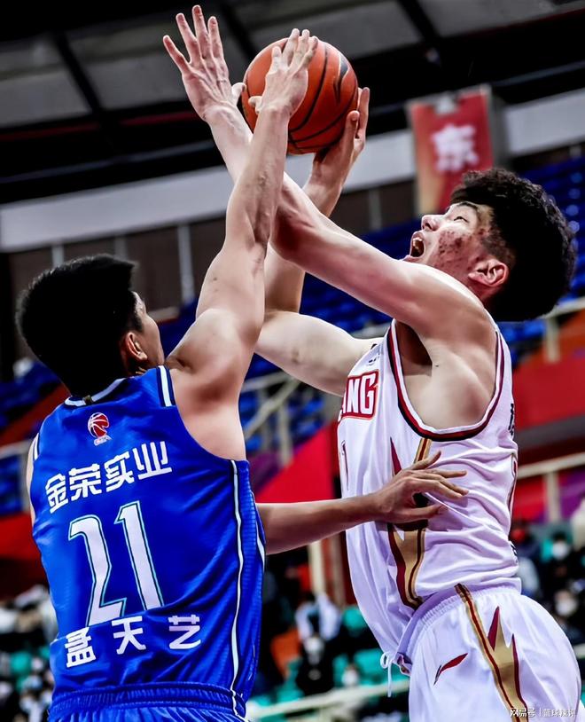 9体育-离谱！浙江队豪取连胜备战CBA季后赛主帅态度——震撼外界，今晨葡萄牙体育绝杀压哨